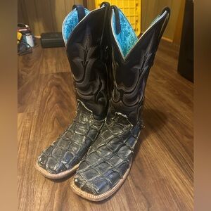 Corral Black and Brown Heeled Boots